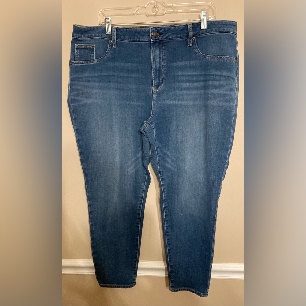 Chico's Skinny Jeans, Chico’s size 3.5 = size 18